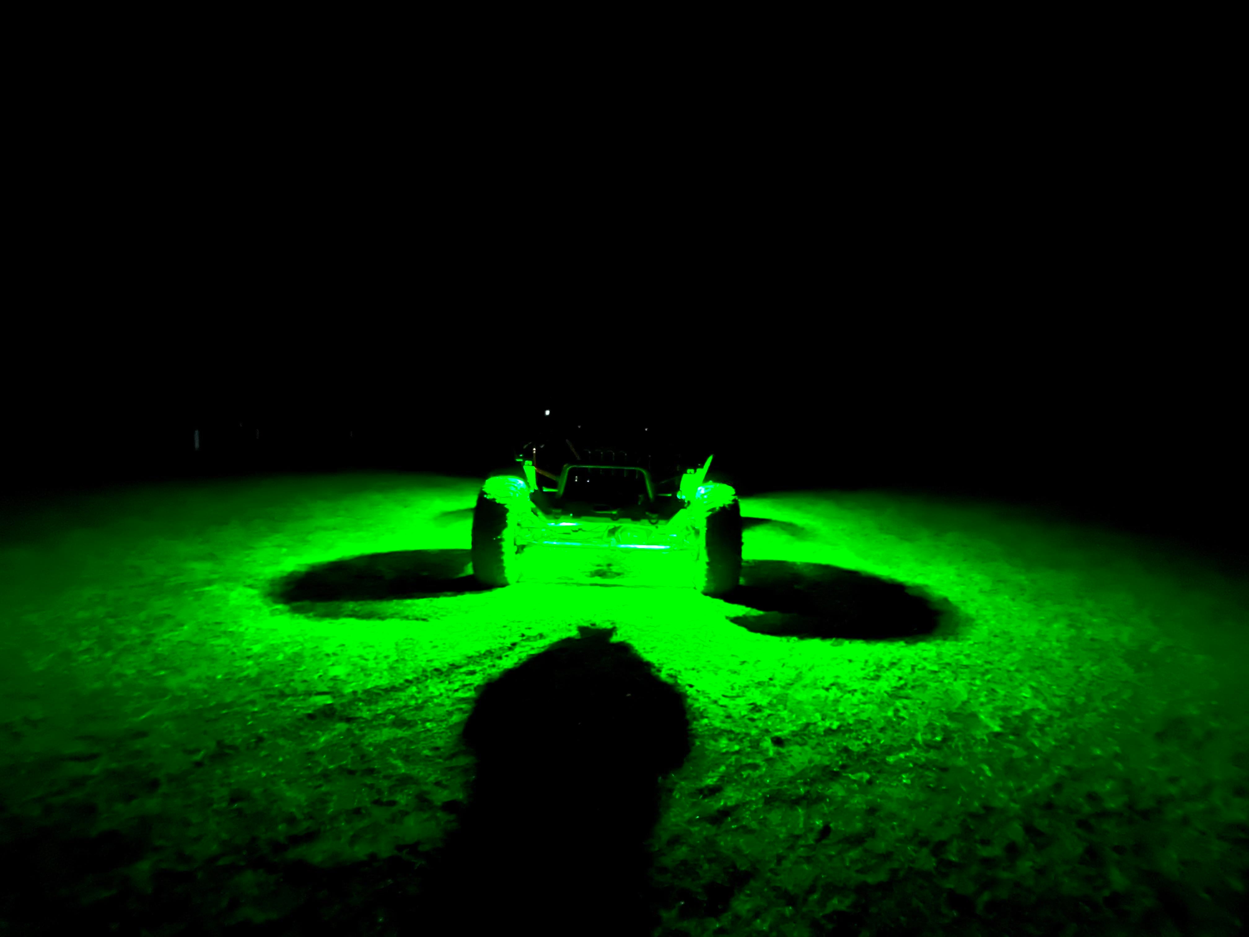 GLOWGANG 44LED MAX SERIES RGBW ROCK LIGHT PODS